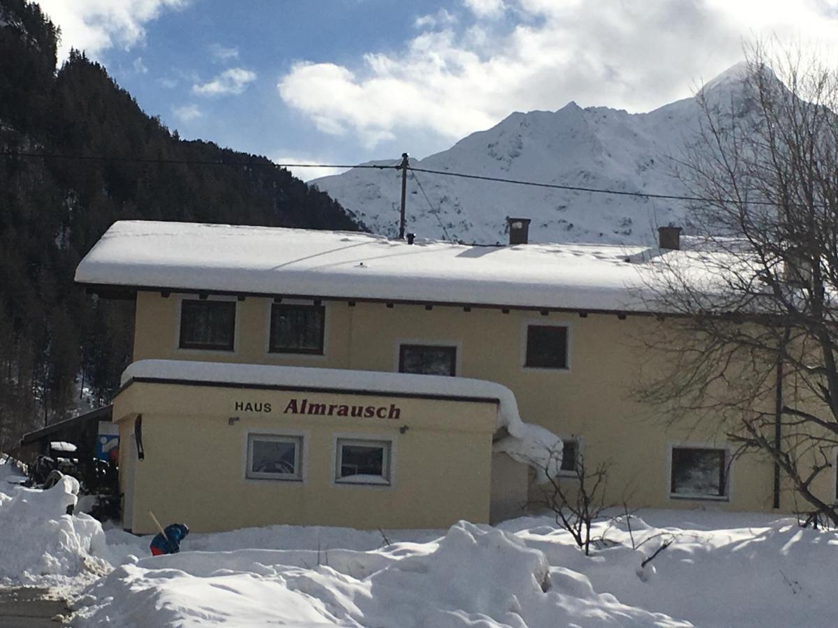 Haus Almrausch Apartment Solden Exterior photo